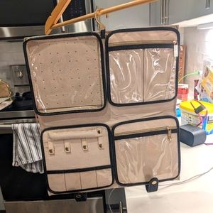 Kendra Scott Travel Jewelry Case